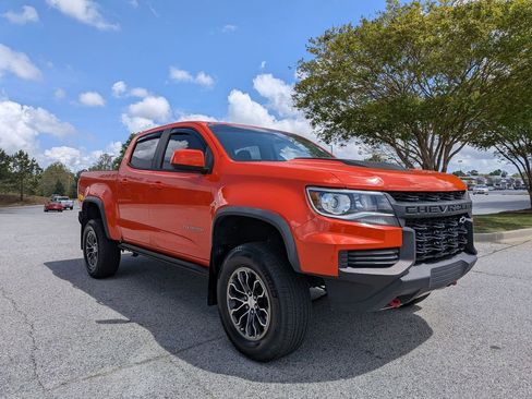 Used 2021 Chevrolet Colorado ZR2 image 2