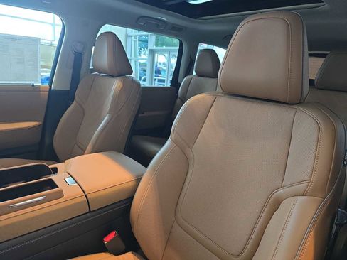 New 2026 INFINITI QX80 Luxe RWD image 14