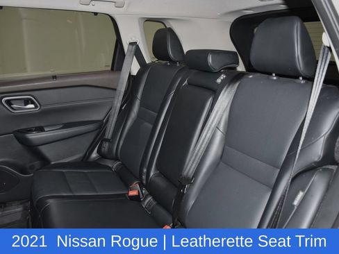 Used 2021 Nissan Rogue SV w/ Premium Package AWD/4WD image 29