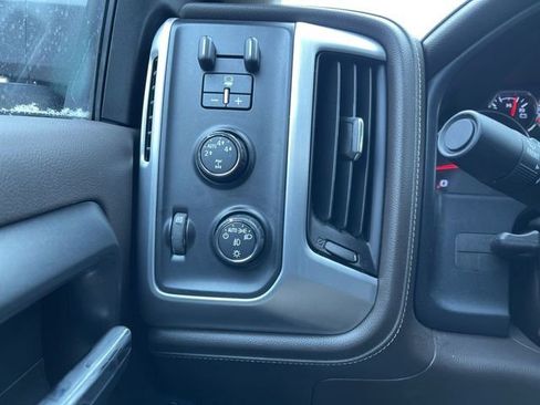 Used 2015 GMC Sierra 1500 SLE w/ SLE Value Package image 17