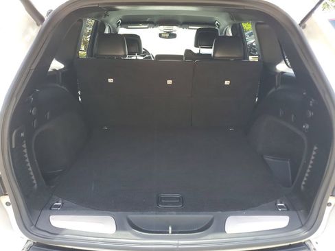 Used 2019 Jeep Grand Cherokee Limited image 10