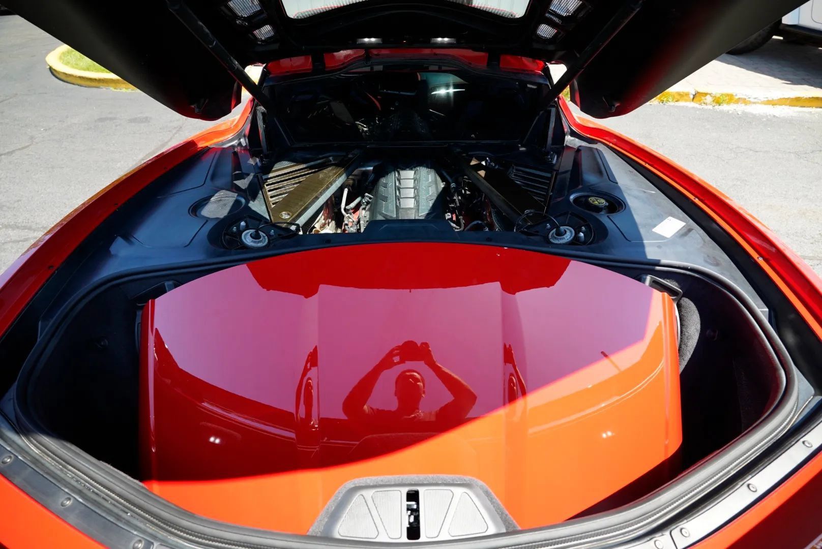 Used 2020 Chevrolet Corvette Stingray Premium Cpe w/ 3LT Preferred Equipment Group RWD image 38