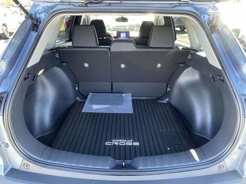 New 2026 Toyota Corolla Cross LE image 8