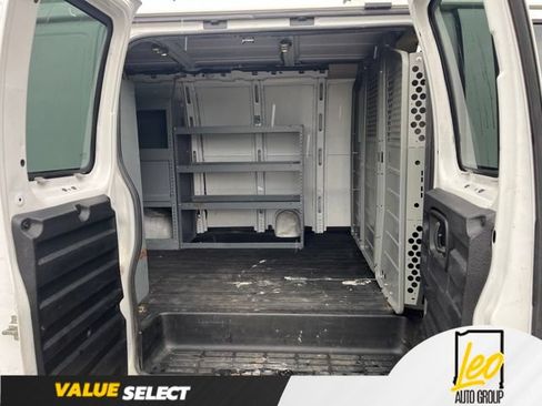 Used 2021 Chevrolet Express 2500 w/ Driver Convenience Package RWD image 10