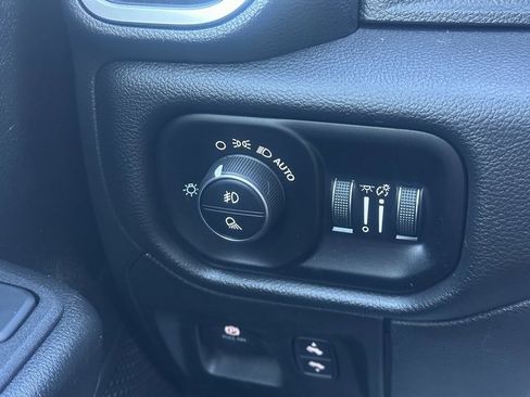 New 2025 RAM 1500 Big Horn image 36