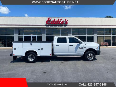 Used 2018 RAM 3500 Tradesman AWD/4WD image 1
