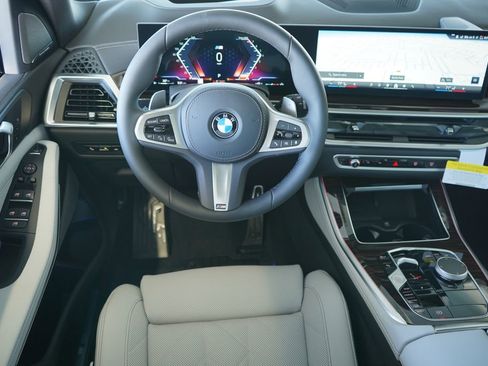 New 2026 BMW X5 xDrive40i w/ M Sport Package image 16