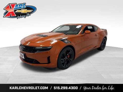 Certified 2023 Chevrolet Camaro LT w/ Technology Package RWD image 1