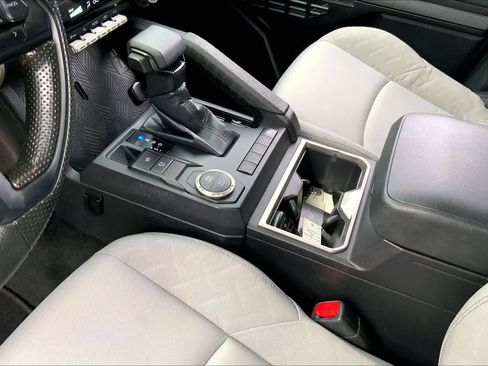 Used 2024 Toyota Tacoma SR5 image 15