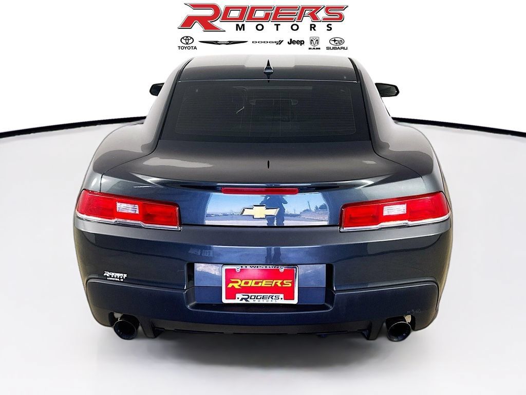Used 2015 Chevrolet Camaro LS RWD image 7
