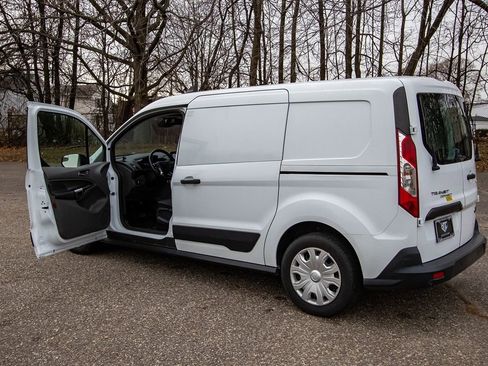 Used 2020 Ford Transit Connect XLT image 7