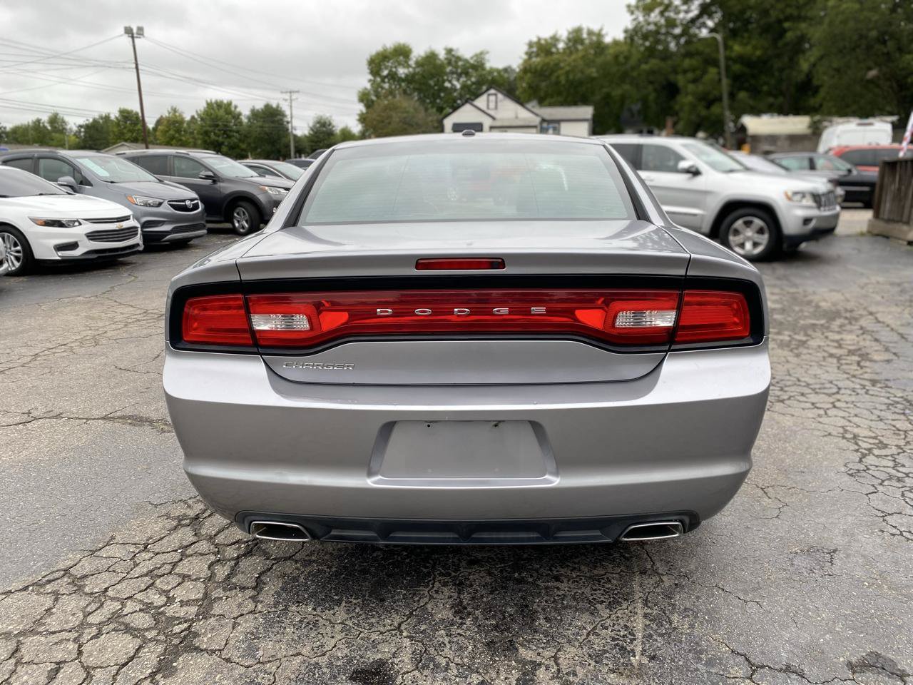 Used 2013 Dodge Charger SE w/ Connectivity Group RWD image 6