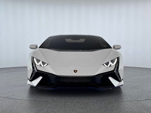 Used 2023 Lamborghini Huracan Tecnica RWD image 50