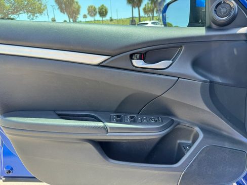 Used 2020 Honda Civic Sport image 10