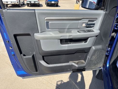 Used 2016 RAM 1500 Express RWD image 11