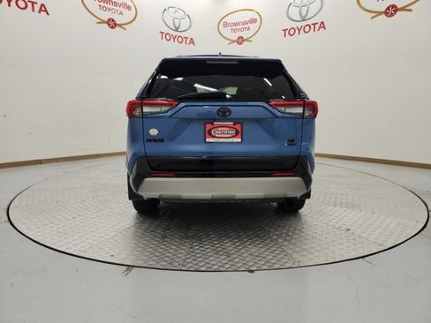 Certified 2025 Toyota RAV4 SE AWD/4WD image 7
