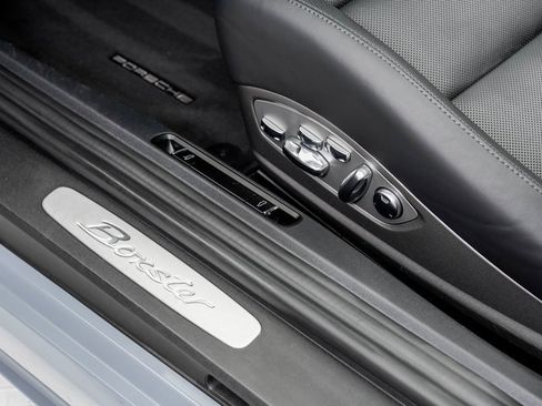 Used 2025 Porsche 718 Boxster image 11