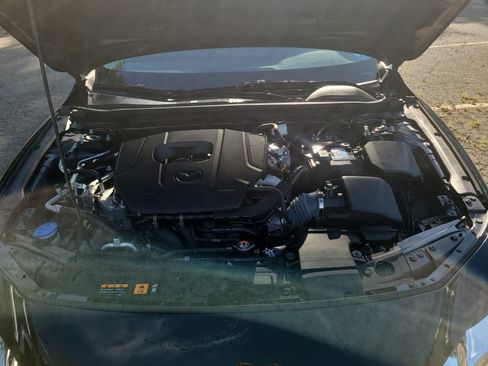Used 2024 MAZDA MAZDA3 s FWD image 16