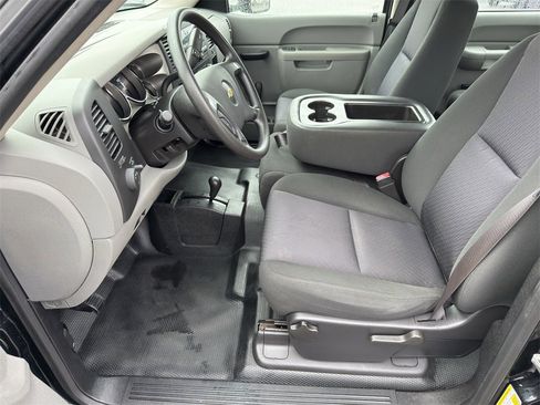 Used 2013 Chevrolet Silverado 3500 W/T image 12