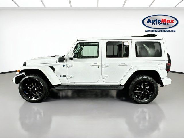 Used 2023 Jeep Wrangler Unlimited Sahara AWD/4WD image 9