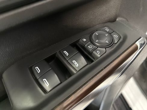 Used 2021 GMC Sierra 2500 SLT AWD/4WD image 32