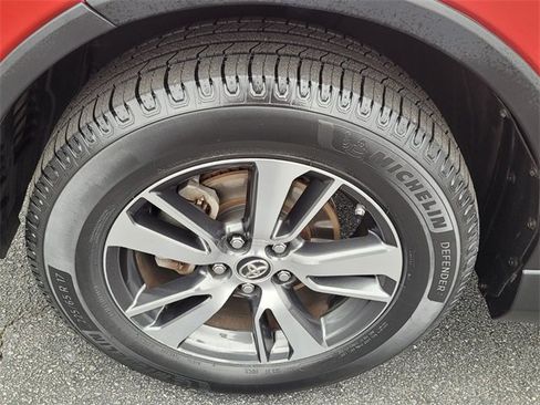 Used 2017 Toyota RAV4 XLE w/ Premium Special Value Package image 17