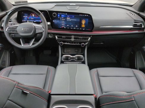 Certified 2025 Chevrolet Traverse Z71 w/ Enhanced Driving Package image 21