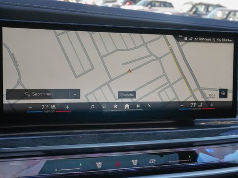 Certified 2023 BMW 740i 740i w/ Parking Assistance Package image 24