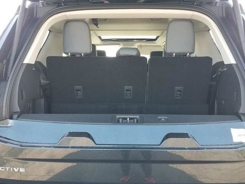 New 2026 Ford Expedition Active image 10