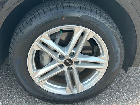 Used 2024 Audi Q5 e Premium Plus w/ Premium Plus Package image 24