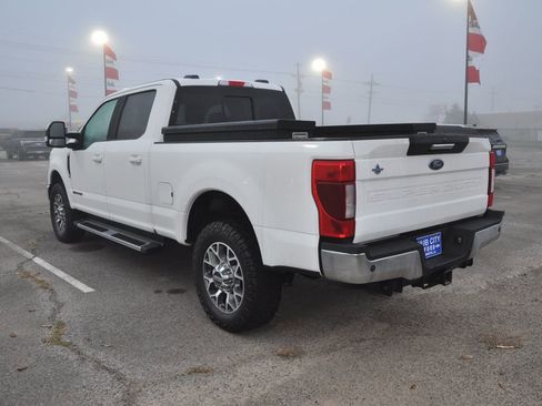 Used 2020 Ford F250 Lariat image 3