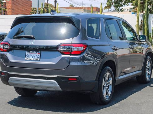 Used 2023 Honda Pilot EX-L image 9