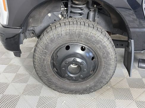 Used 2023 Ford F350 XLT w/ Camper Package AWD/4WD image 8