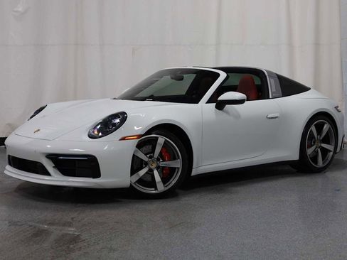 Certified 2024 Porsche 911 Targa 4S image 1