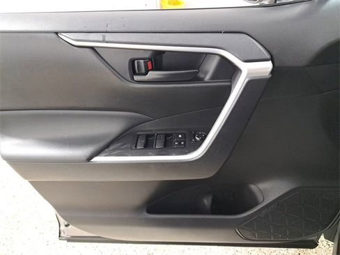 Used 2024 Toyota RAV4 LE image 21