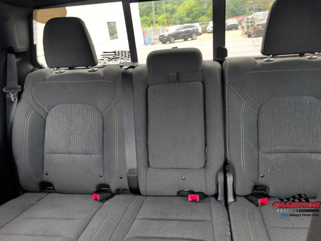 Used 2019 RAM 1500 Big Horn AWD/4WD image 22