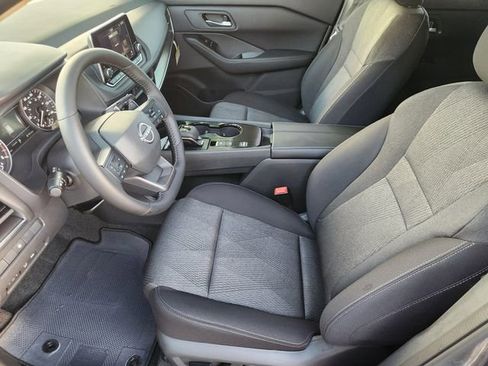 New 2026 Nissan Rogue SV image 9