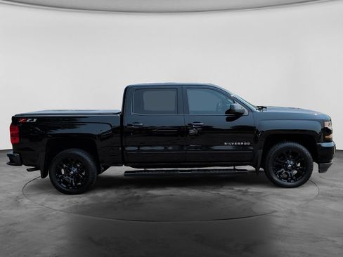 Used 2018 Chevrolet Silverado 1500 LT w/ All Star Edition AWD/4WD image 8