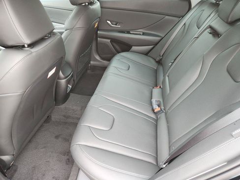 New 2026 Hyundai Elantra Limited FWD image 27