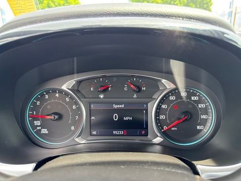 Used 2023 Chevrolet Traverse LT w/ Midnight/Sport Edition AWD/4WD image 19
