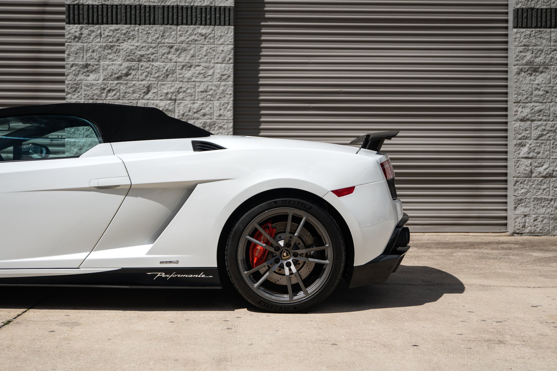 Used 2013 Lamborghini Gallardo LP 570-4 Performante AWD/4WD image 19