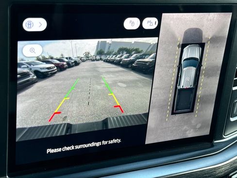 Used 2024 Ford F250 Lariat w/ Chrome Package image 22