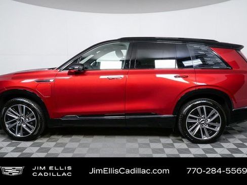 Certified 2026 Cadillac Vistiq Sport w/ LPO, Floor Liner Package image 25