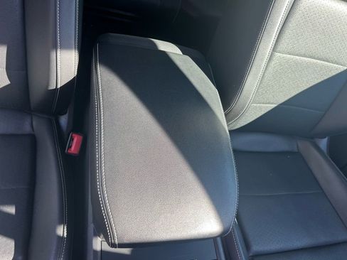 Used 2022 Volkswagen Atlas SE image 37