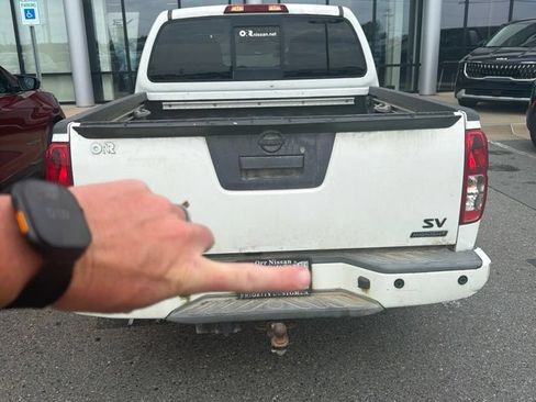 Used 2019 Nissan Frontier SV w/ Value Truck Package RWD image 3