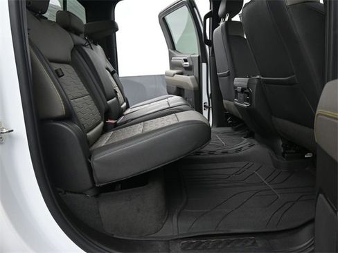 Used 2022 Chevrolet Silverado 1500 ZR2 image 15