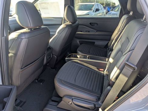 New 2026 Nissan Pathfinder Rock Creek w/ Rock Creek Premium Package AWD/4WD image 15