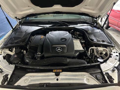 Used 2018 Mercedes-Benz C 300 Sedan image 29