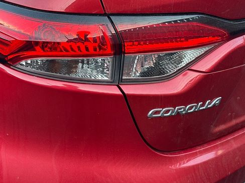 Used 2020 Toyota Corolla SE w/ SE Premium Package image 7