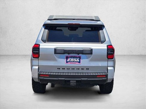 Used 2025 Toyota 4Runner TRD Off-Road Premium w/ Tow Technology Package AWD/4WD image 8